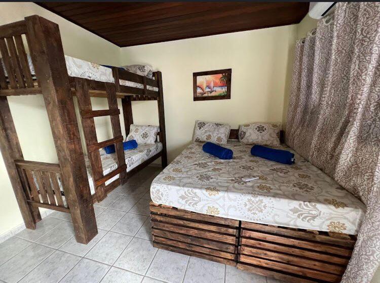 Flor Do Caribe Hostel